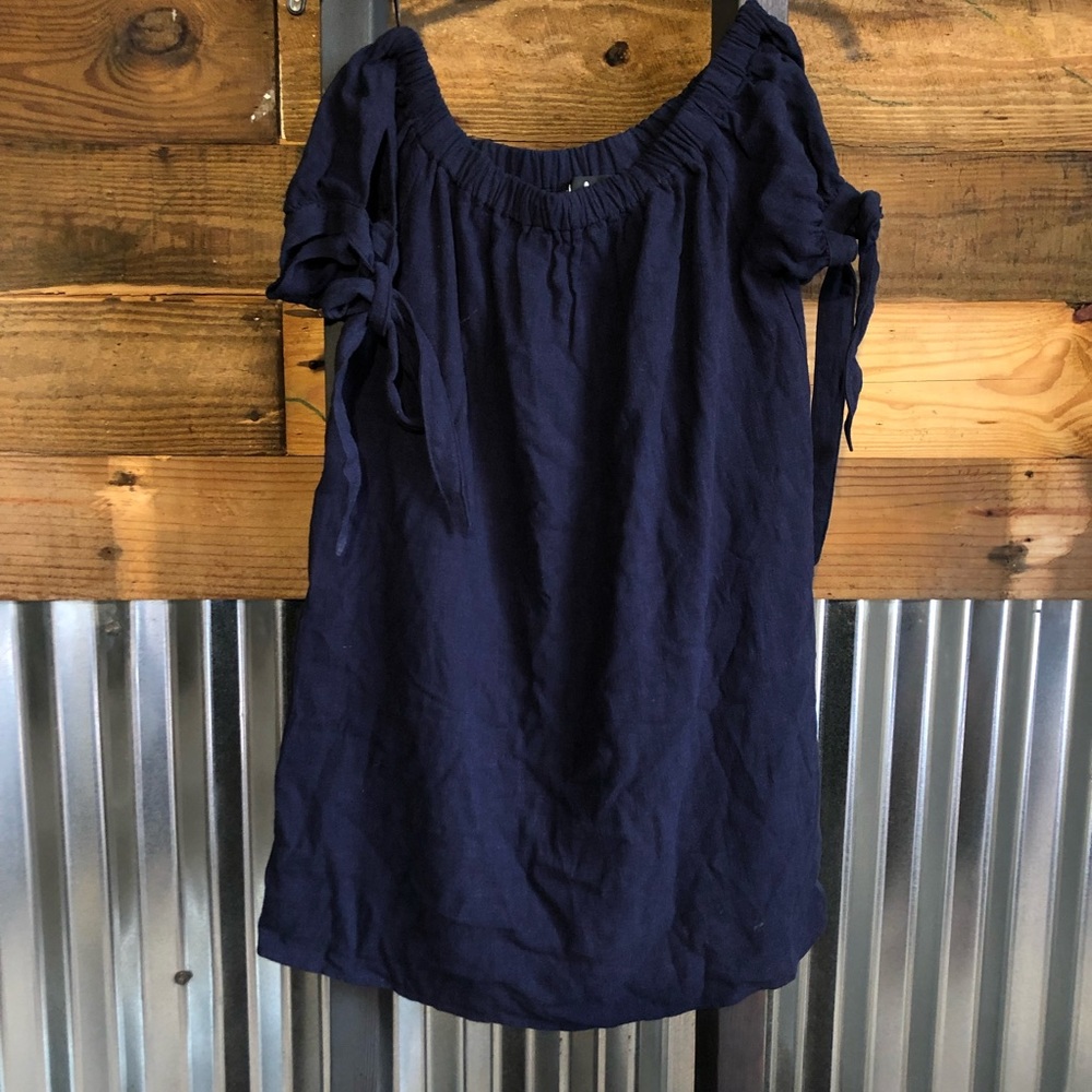 Lulus off the shoulder tie sleeve dress